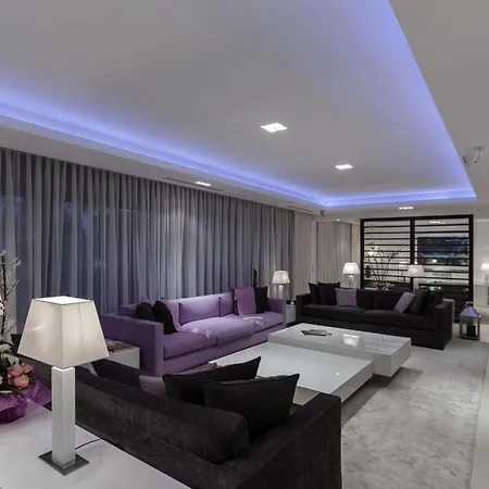 Private Pool With 5 Bedrooms