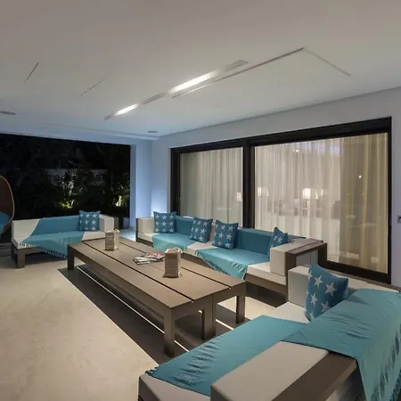 Villa Private Pool With 5 Bedrooms *