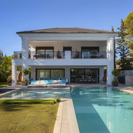 Villa Private Pool With 5 Bedrooms *